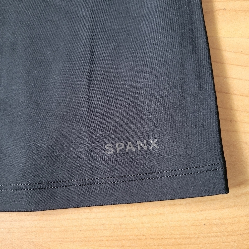 Spanx Transformation Black Side Zipper Racerback Tank Top Size M NWT - Picture 9 of 13
